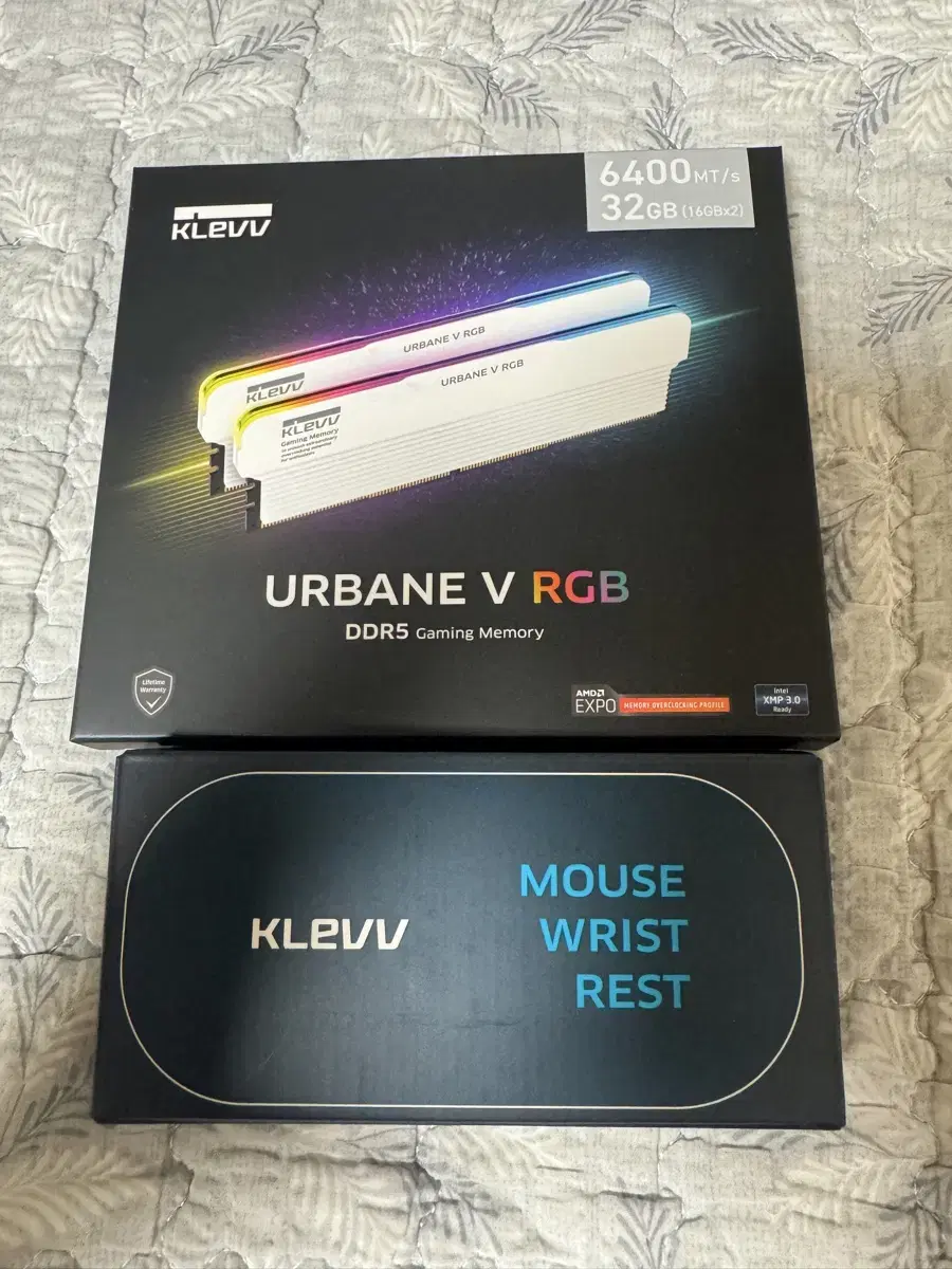 klevv urbane v rgb ddr5 램 32GB (16x2)